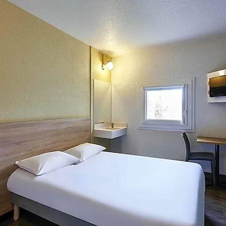 Hotel Hotelf1 Paris Saint Denis Stade Aubervilliers