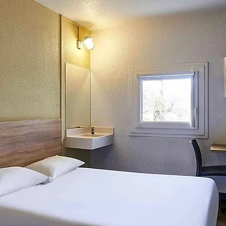 Hotelf1 Paris Saint Denis Stade Hotel
